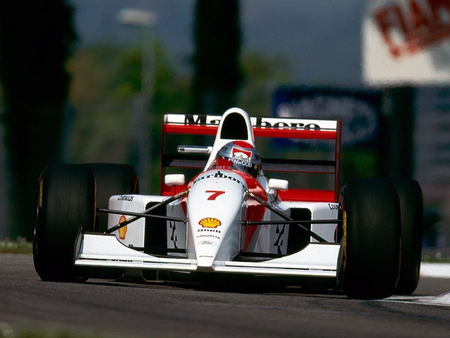 McLaren Ford MP4-8 1993 года  (фото 3 из 10)